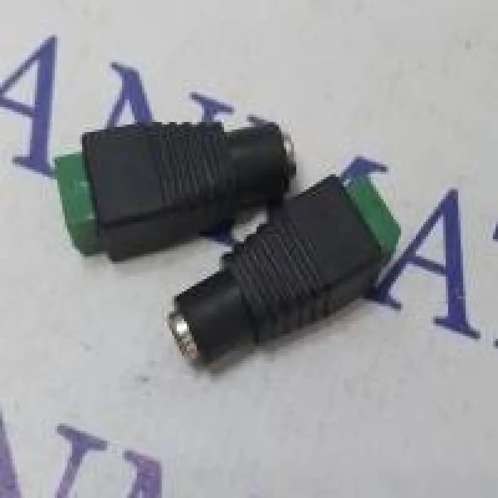 Connecteur d’alimentation femelle