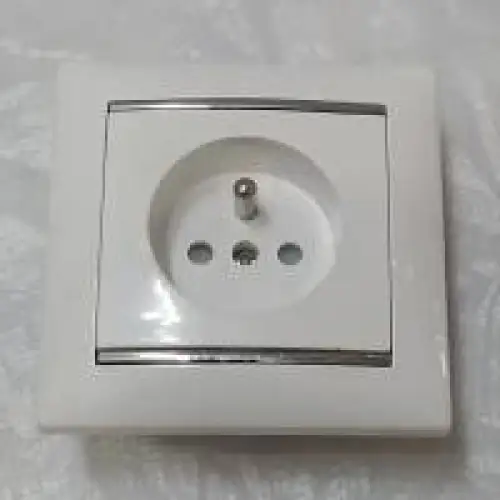 Prise électrique affleurante