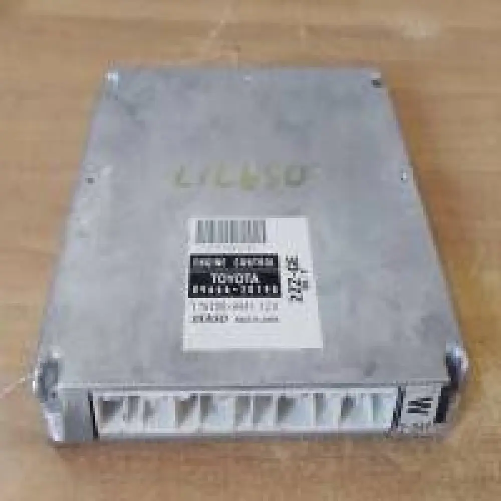 Calculateur moteur 2002 Toyota CELICA 1.8L AT 1752008441W