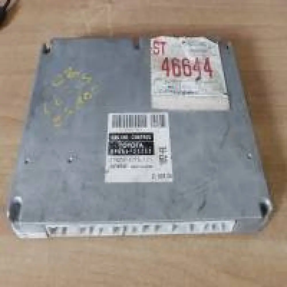 Calculateur moteur 2004 Toyota LEXUS ES300 3.0L 2750005770X