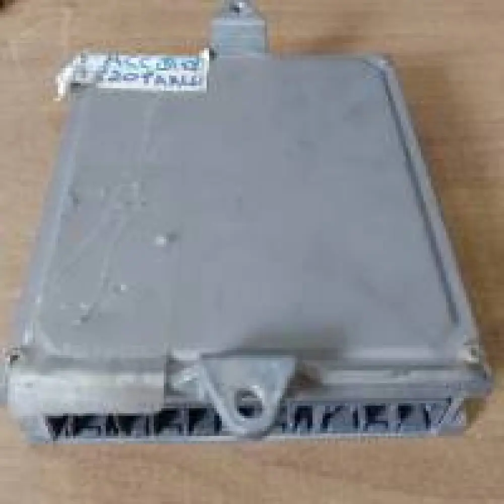 Calculateur moteur 1999 Honda Accord 2.3L ECM 37820-PAA-L61  PT