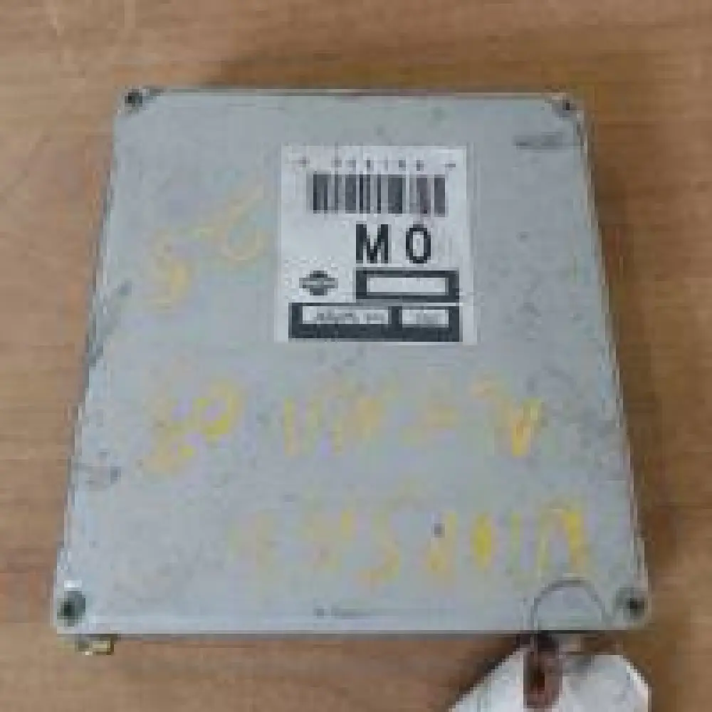 Calculateur moteur 2003 NISSAN ALTIMA 2.5L 5ZE1M0 MO