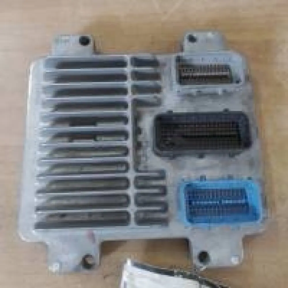 Saturn Relay Calculateur moteur Saturn Relay 2005 12597058 BCM 3.5L YKYJ