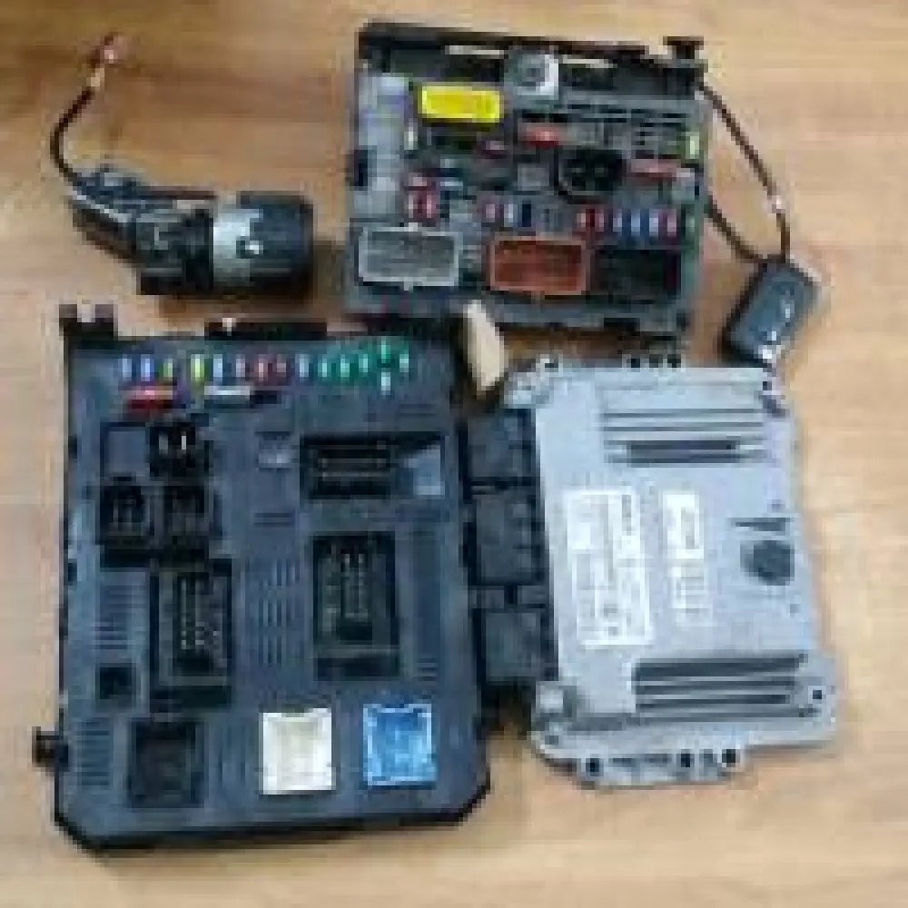 CITROEN PEUGEOT 1.6 HDI KIT COMPLET DEMARRAGE bsi bsm 2004 H02-01 290605 ecu CITROEN PEUGEOT 1.6 HDI BOSCH 0 281 011 634, 0281011634, 96 603 241 80, 9660324180, 9653958980, EDC16C34 & 1845 0360