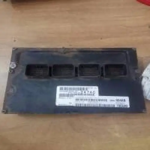 CHRYSLER CARAVAN Calculateur moteur CHRYSLER CARAVAN P05150247AC & 68044554AB & 780630 Computer Brain Engine Control ECU ECM EBX Module