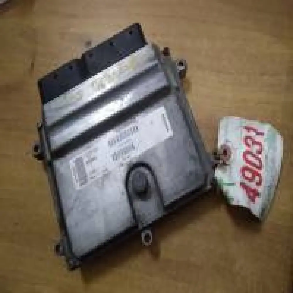 Volvo S40 Calculateur moteur Volvo S40 P30729800