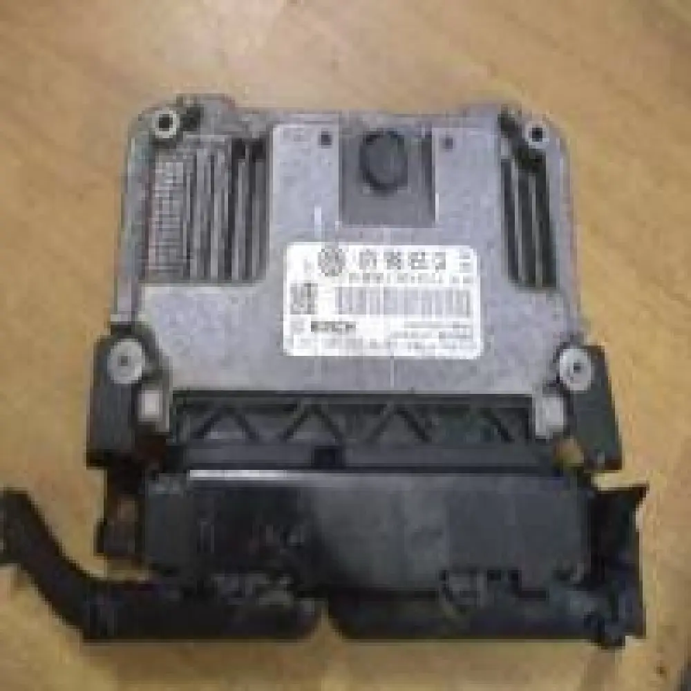 Volkswagen Passat Calculateur moteur Volkswagen Passat Bosch 0 261 S07 862