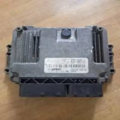 Ford Focus 2012 Calculateur moteur Ford Focus 2012 Bosch 0 261 S07 636 & TYK8 & P/N: EM5A-12A650-KJ & H/W: BV61-12B684-BA Computer Brain Engine Control ECU ECM EBX Modul