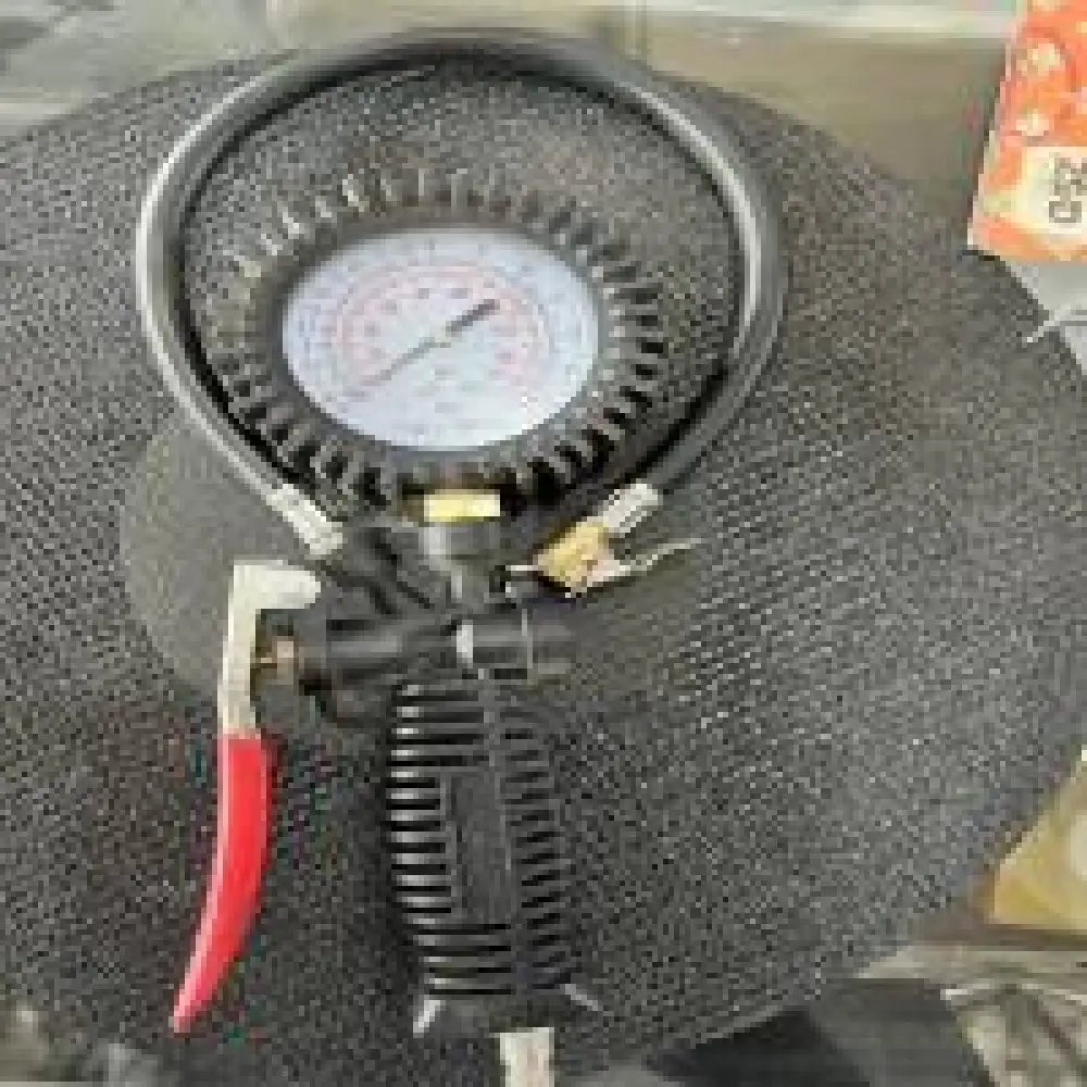 MANOMETRE GONFLEUR a AIR POUR PNEU'
