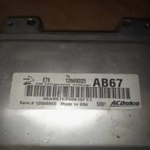 Chevrolet Cruze 2015-2016 Calculateur moteur Chevrolet Cruze 2015-2016 E78 12669325 AB67 Engine Control Module ECU, ECM, OEM