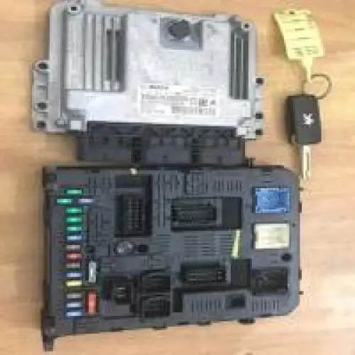 CITROEN BERLINGO PEUGEOT 1.6 KIT COMPLET DEMARRAGE CITROEN BERLINGO, PEUGEOT 1.6, BOSCH 0 281 019 817, BOSCH 0281019817, 98 059 473 80, 9805947380, EDC17C10