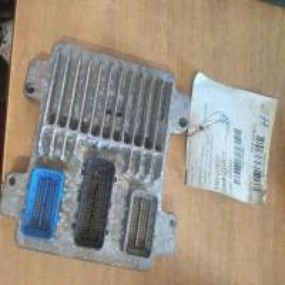 CHEVY GM Calculateur  Moteur Delphi Automotive Systems ECU ECM PCM-CHEVY GM 12598322 YLJJ 12591278