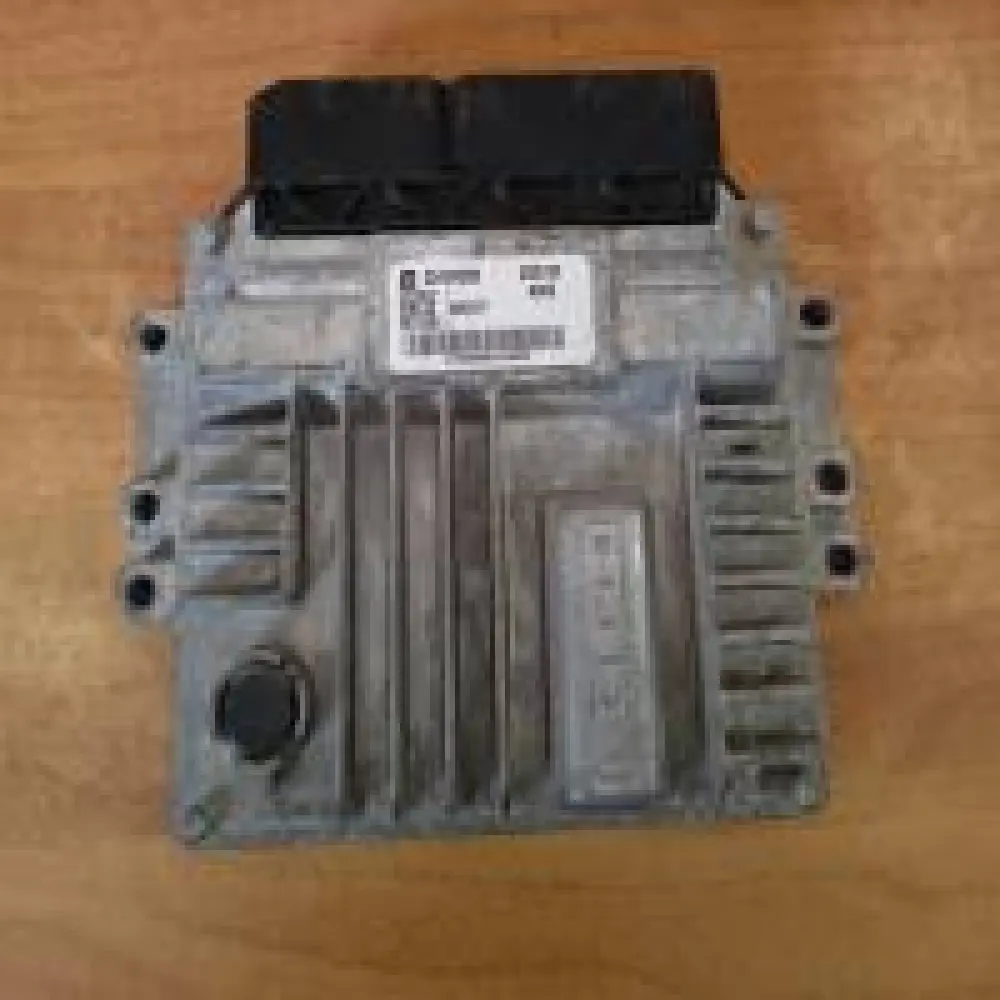 Chevrolet Cruze Calculateur Moteur Chevrolet Cruze 25184306, 28320632 | DCM3.7AP AA55