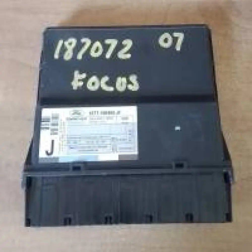 Ford Focus 2007 Module de commande de carrosserie à distance Ford Focus IS7T-15K600-JF/ 5WKA8742H T83SA/ 5WKA8863/ FT011/ J