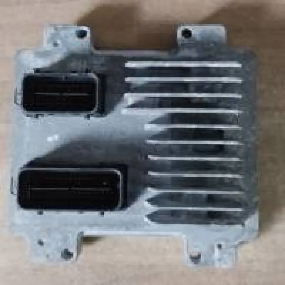 Chevrolet Aveo Calculateur moteur Chevrolet Aveo E83 12636385