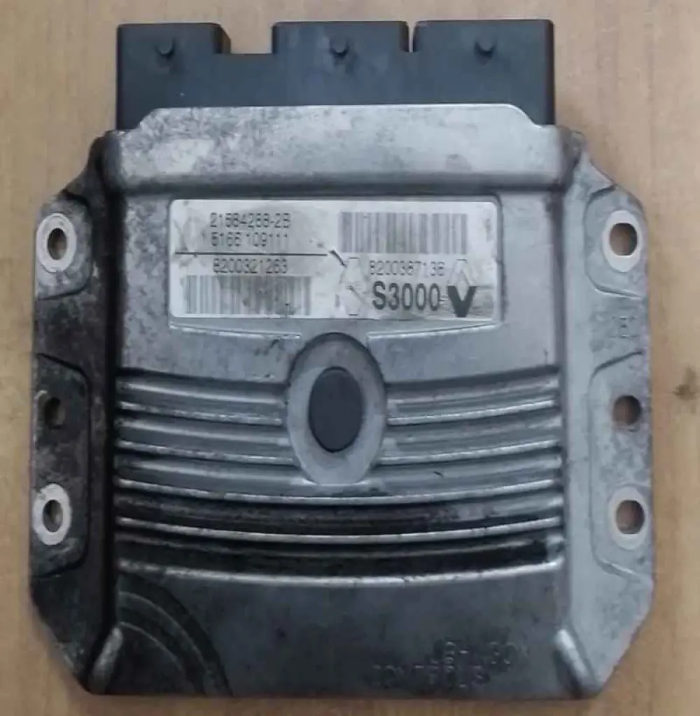 RENAULT SCENIC Calculateur moteur RENAULT SCENIC; 21584288-2B /8200321263/ 8200387138/ S3000