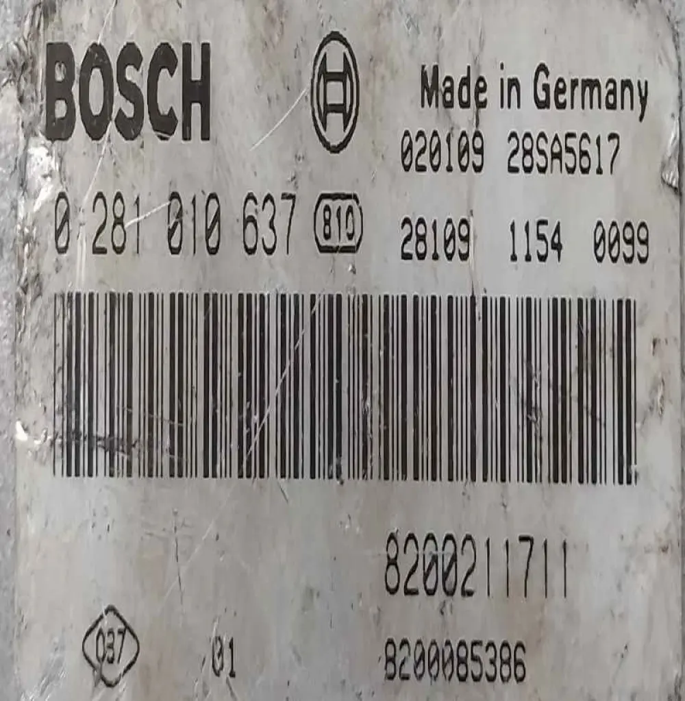 RENAULT LAGUNA Calculateur moteur RENAULT LAGUNA; 0 281 010 637: 8200085386; 28SA5617
