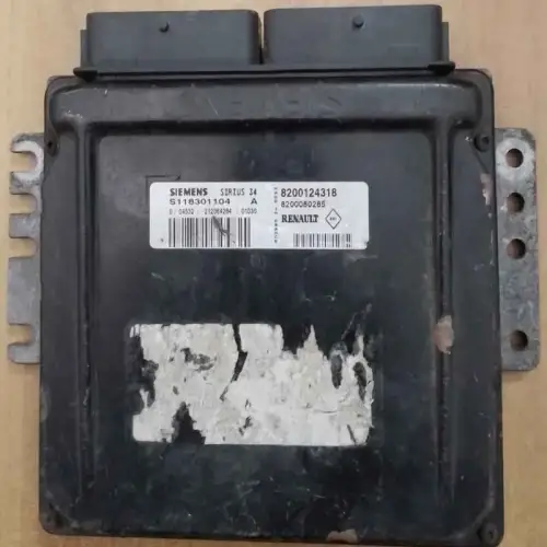 RENAULT MEGANE Calculateur moteur RENAULT MEGANE; S118301104 A / Référence: 8200124318