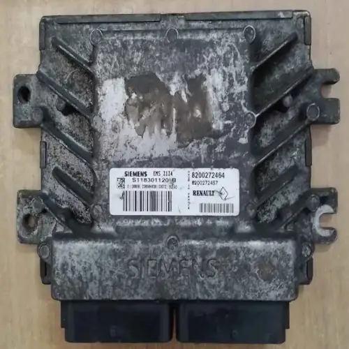 RENAULT MEGANE Calculateur moteur RENAULT MEGANE; S118301120 B / Référence: 8200272464