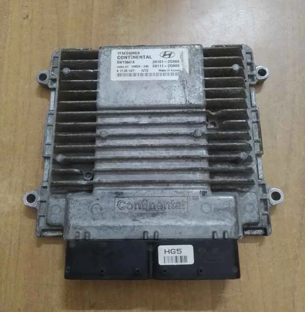 HYUNDAI SONATA 2011-2014 2.4L Calculateur moteur HYUNDAI SONATA 2011-2014 2.4L ECM ECU OEM 39101-2G669 39111-2G669 5WY3647A SIM2K-240 GENUINE Continental