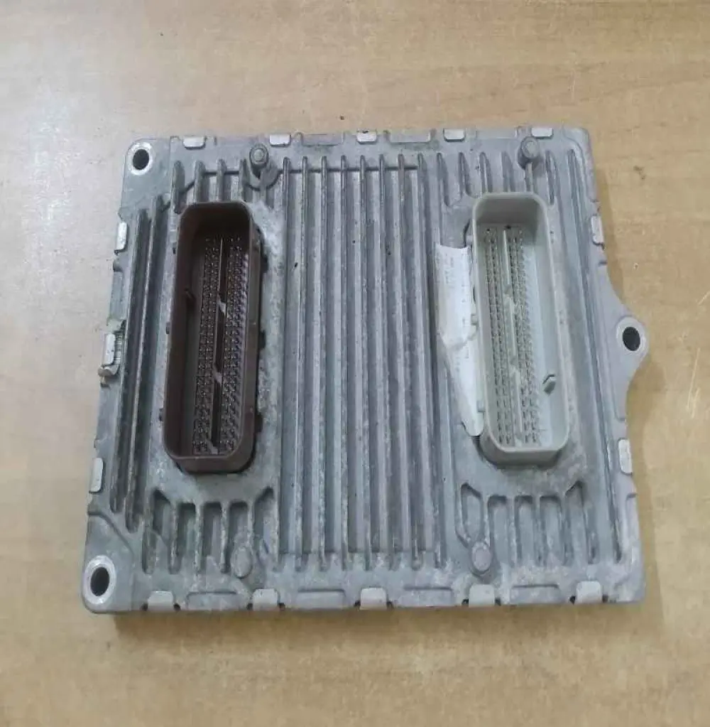 DODGE AVENGER 2013 Calculateur moteur DODGE AVENGER 2013 , COMPUTER BRAIN ENGINE CONTROL ECU ECM EBX MODULE PR5150763AB; T00EM1328FP7RL; A2C7565940000