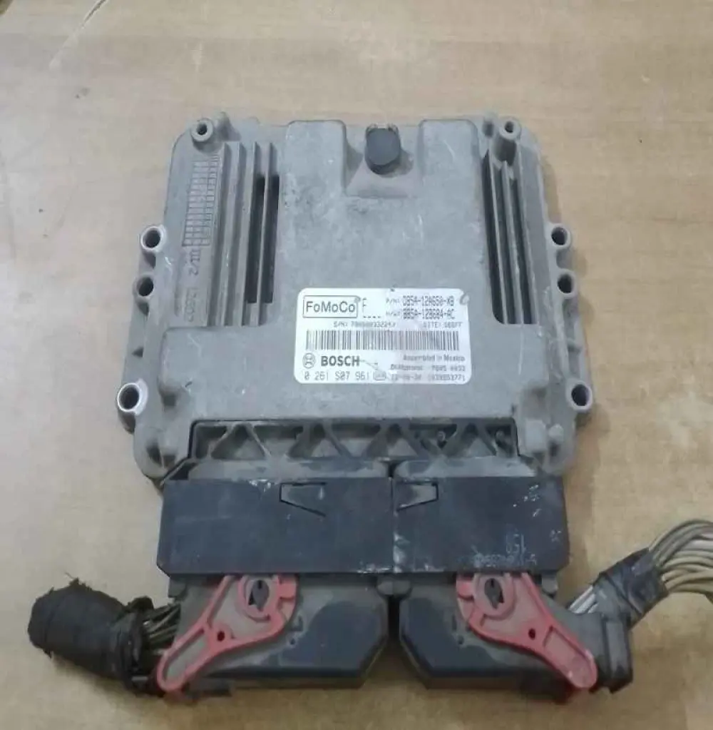 Ford Explorer 2.0L 2013-2014 Calculateur moteur Ford Explorer 2.0L 0261S07961/ DB5A-12A650-XB/ BB5A-12B684-AC; 780500332243; S66FF
