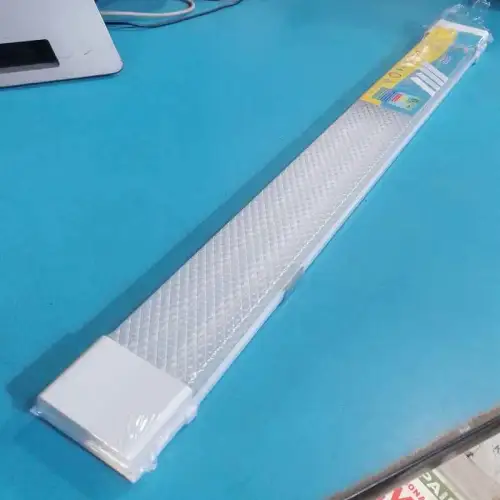 Reglette Led, Lampe à tube de latte led, Plafonnier led T321/ 20 CMG