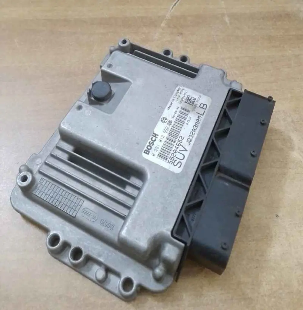 SUZUKI SX4 2006-2013 CALCULATEUR MOTEUR SUZUKI SX4 2006-2013 0281012992 / JQ32A3AAMLB 55204652 0 281 012992