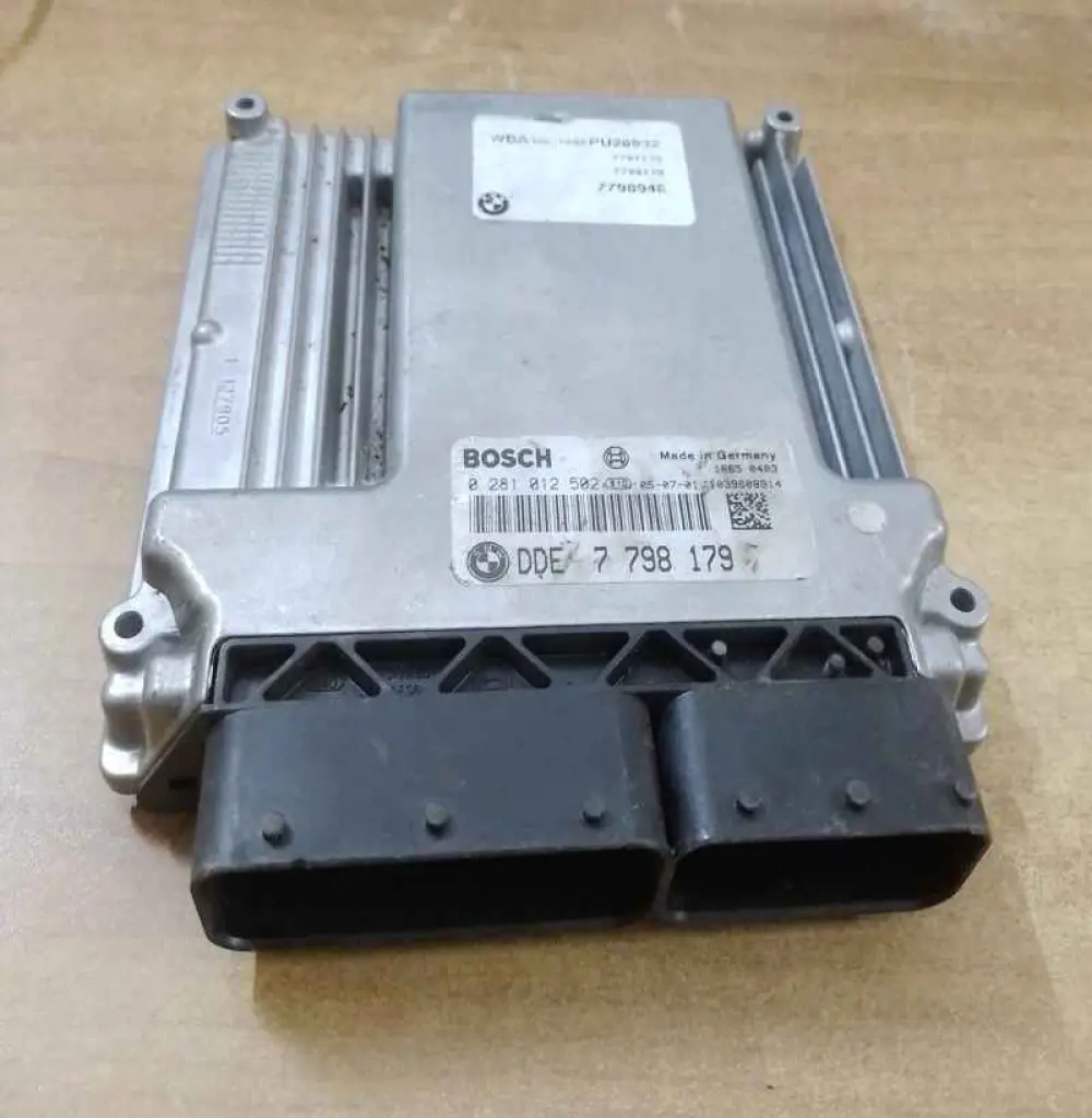 BMW E87 E90 118D; 2.0L 2005 CALCULATEUR MOTEUR BMW E87 E90 118D; 2.0L; 0281012502/ 1039S08914/ DDE 7798179/ WBAUG31040PU28932/ 7791135/ 7798948 BOSCH
