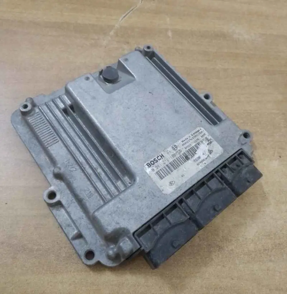 LAGUNA 2/ 2.0DCI 2000-2007 CALCULATEUR MOTEUR LAGUNA 2/ 2.0DCI 2000-2007 0281012199 /  060523 / 8200520036 / 8200589839 BOSCH
