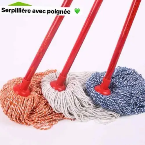 Balai serpillère torsadée en microfibre avec manche en bois x 1pièce