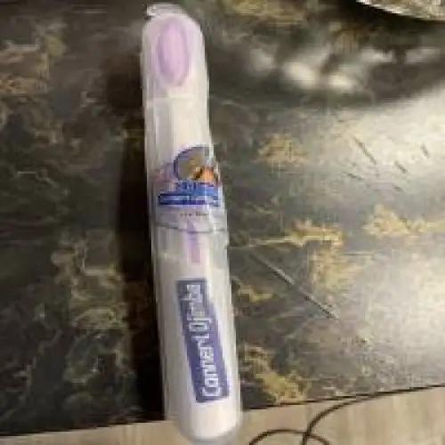 Colgate Brosse à dents de voyage pour adulte (1) Couleur Emballage aléatoire x1pcs