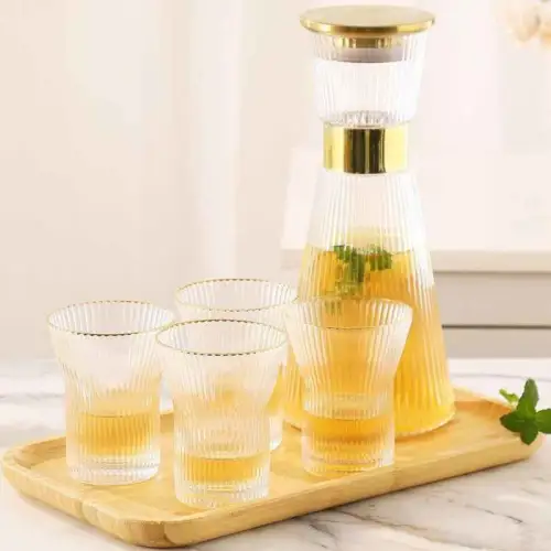Ensemble Élégant de Carafe et Verres en Verre