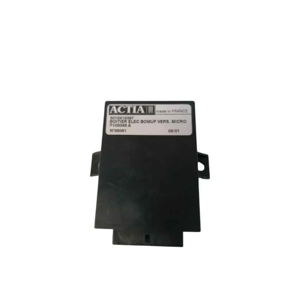 P105046 A, Renault midlum control unit 5010415397. (SPH46)