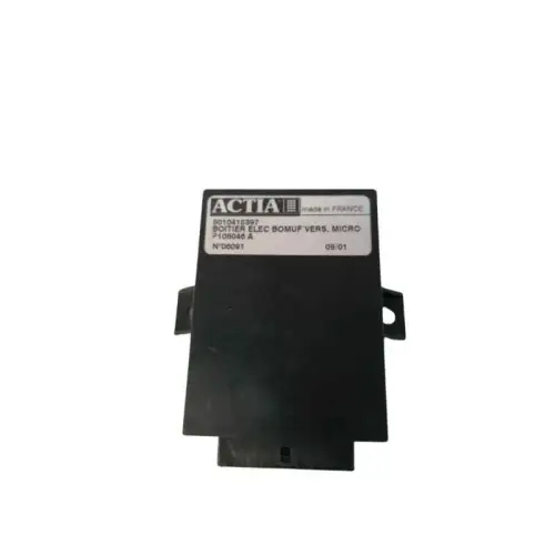 P105046 A, Renault midlum control unit 5010415397. (SPH46)