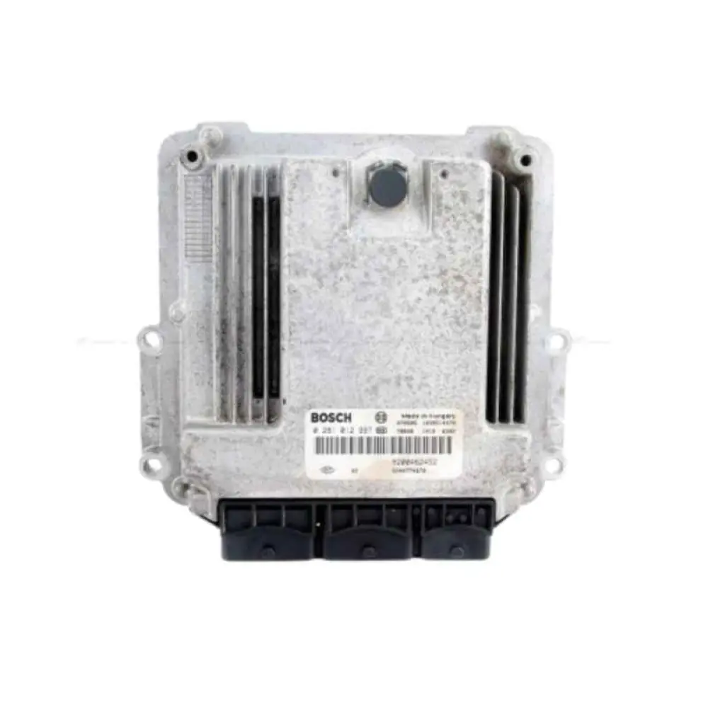 RENAULT SCENIC II 2.0 0281012997 / 8200462452 (037) CALCULATEUR MOTEUR