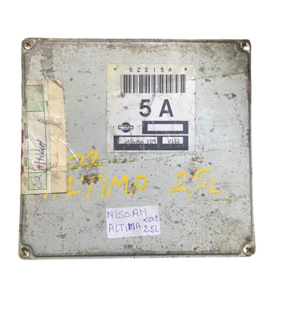 NISSAN ALTIMA 2002 2,5 5ZE15A JA56Q66 E09 2111 5A CALCULATEUR MOTEUR 