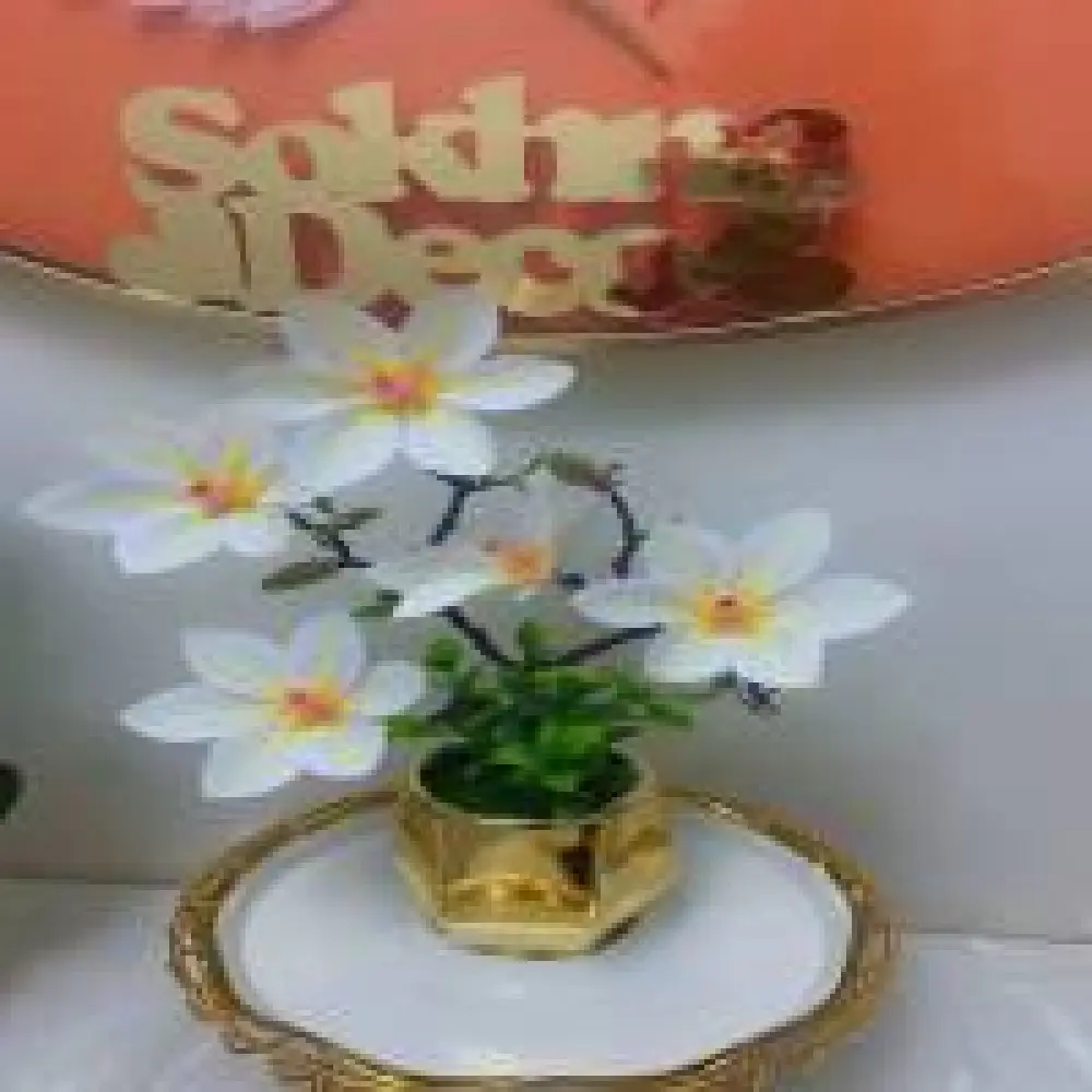 Bouquet de fleurs coupées, Fleurs artificielles avec vase