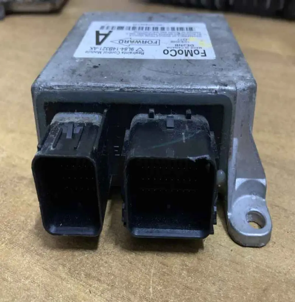 Calculateur moteur FORD ESCAPE 2009 ECM ECU MODULE PCM 9L84-14B321-AK