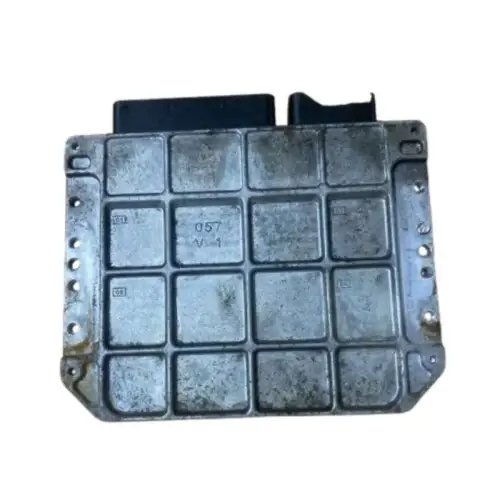 Module de contrôle ECM du moteur 2,4 L pour Toyota Matrix 2009 OEM 89661-02L40 / TN275100-7421 / L4, 12V