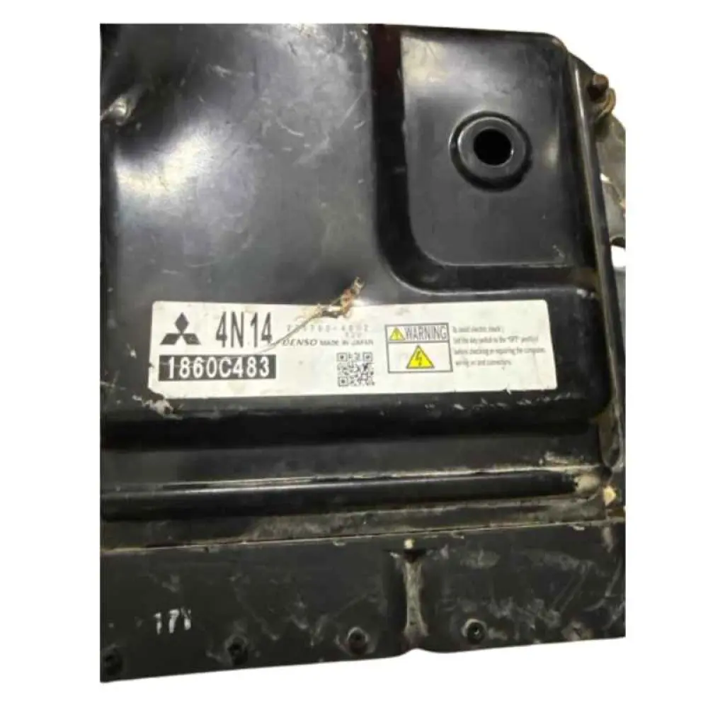 Mitsubishi ASX 2,3 L Diesel 1860C483 / 275700-4802 4N14 DENSO Calculateur moteur