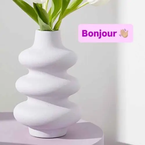 vase décoratif en céramique de type "donut" ou "rond avec un trou".  Vase sans fleur