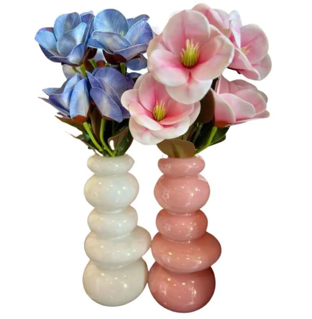 Vase décorative avec fleur