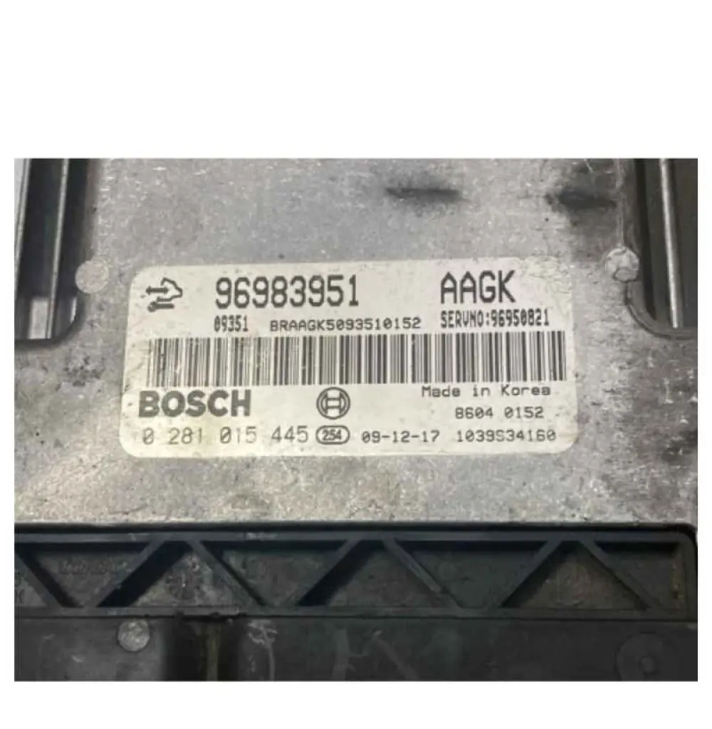 CALCULATEUR MOTEUR CHEVROLET CRUZE 2.O 2010 0 281 015 445 0281015445 96983951 (254)