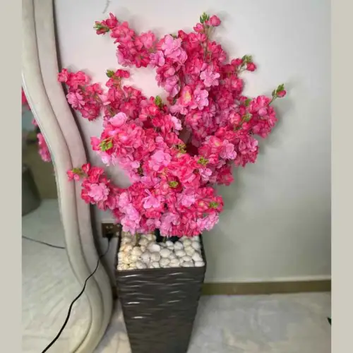 Vases décorative a base de cérise,  plante cerisier