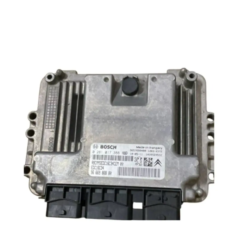 CALCULATEUR MOTEUR PEUGEOT 206 1.4 HDI BOSCH 0 281 012 528 0281012528 96 634 756 80 9663475680 9657699480 EDC16C34