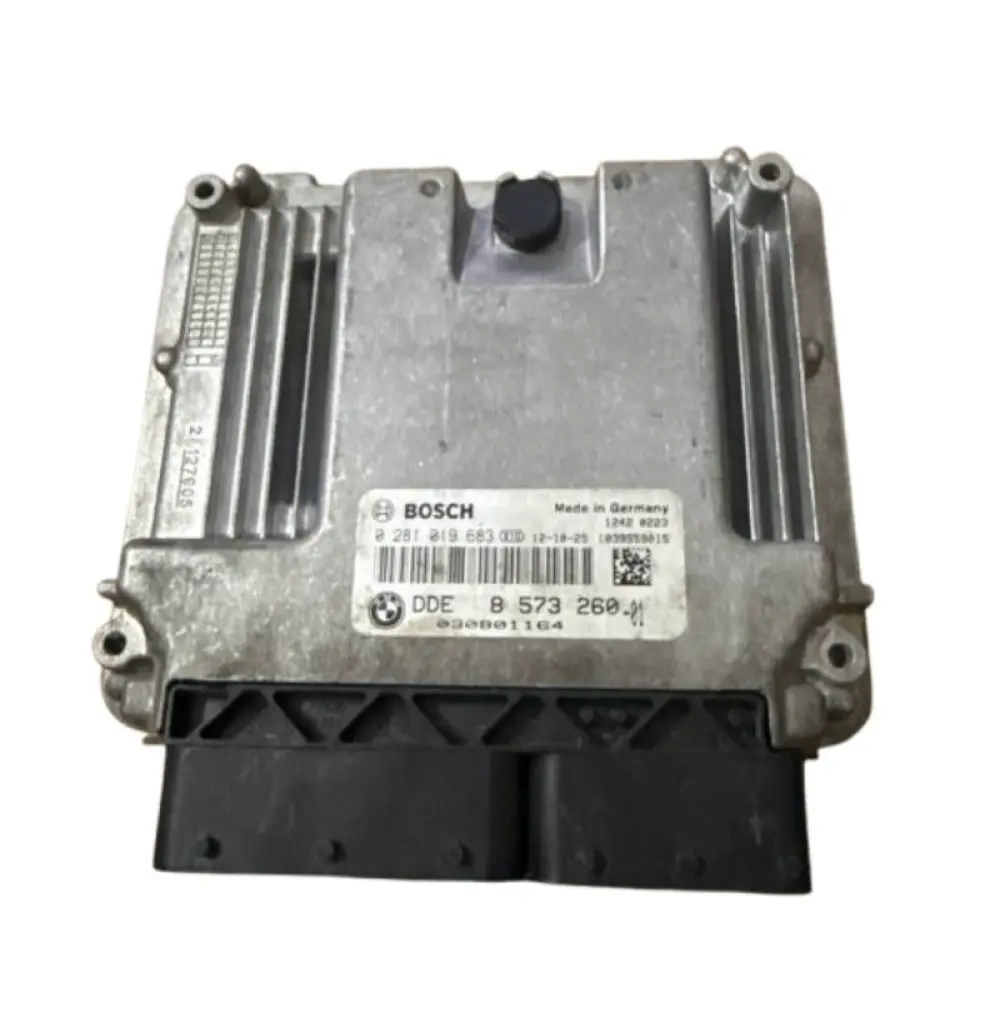 Calculateur moteur BMW X1 2.0D DDE8573260 0281019683 0281019683 0 281 019 683 BOSCH