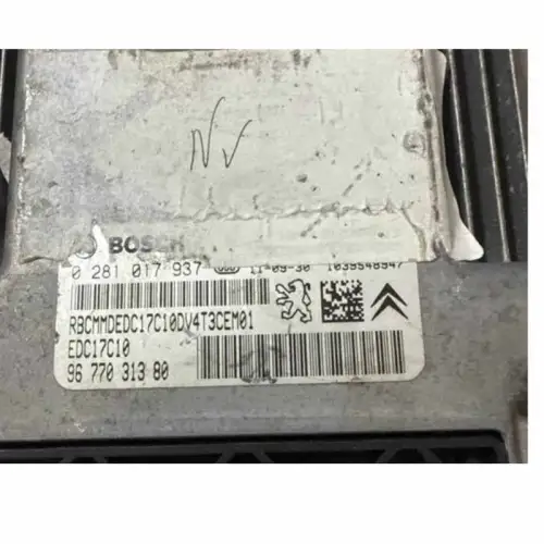 CALCULATEUR MOTEUR PEUGEOT 206 1.6 HDI BOSCH 0 281 017 937, 0281017937, 96 770 313 80, 9677031380, EDC17C10 - PLUG&PLAY