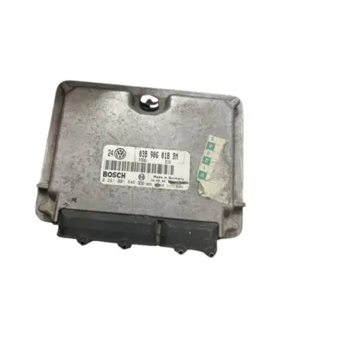 CALCULATEUR MOTEUR VW VOLKSWAGEN GOLF BORA 1.9 TDI AHF 038906018BM, 038 906 018 BM BOSCH 0281001846, 0 281 001 846