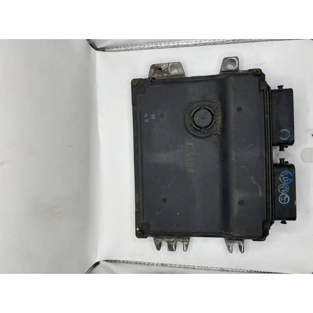 Module de contrôle ECM du moteur 2,4 L pour Suzuki Vitara 10-11 33910-78K60 3391078K60 calculateur moteur